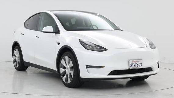 TESLA MODEL Y 2021 5YJYGDEE5MF269581 image